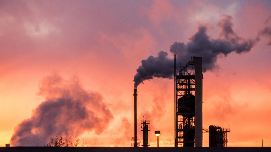 Major Oil and Gas Corporations Pay Little in U.S. Tax